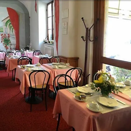Kinzica Hotel 3*